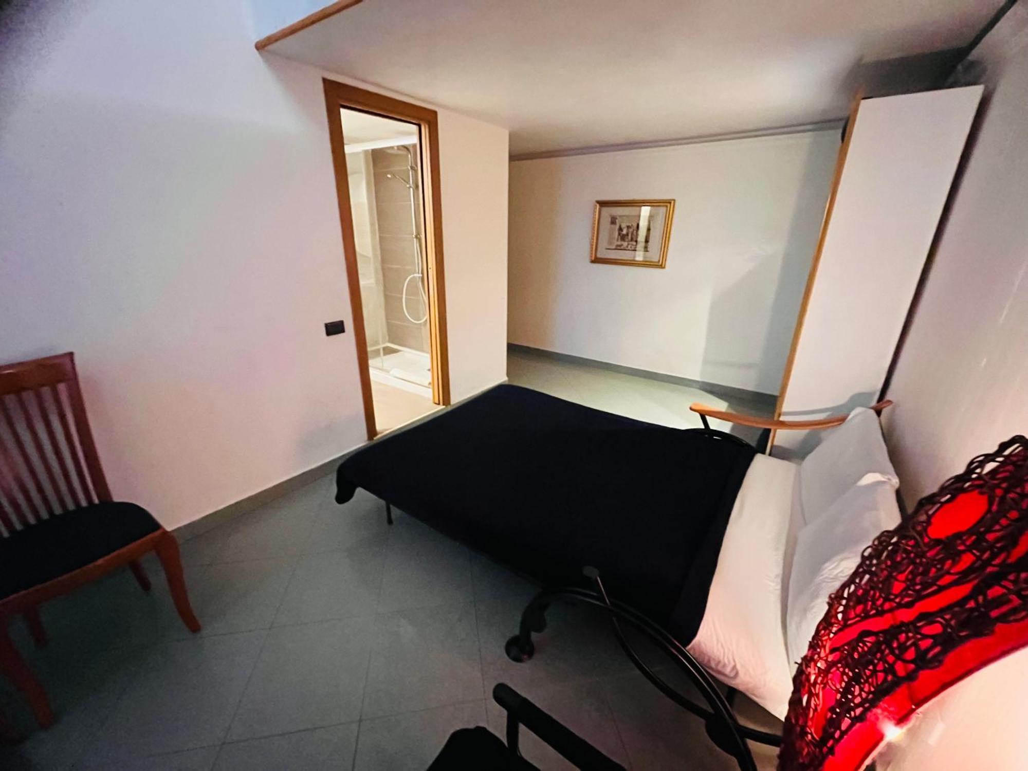 Lanova21 Bed & Breakfast Napoli Bagian luar foto
